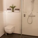 Oda ve Kahvaltı Hotel Landhaus Plus Lueneburg